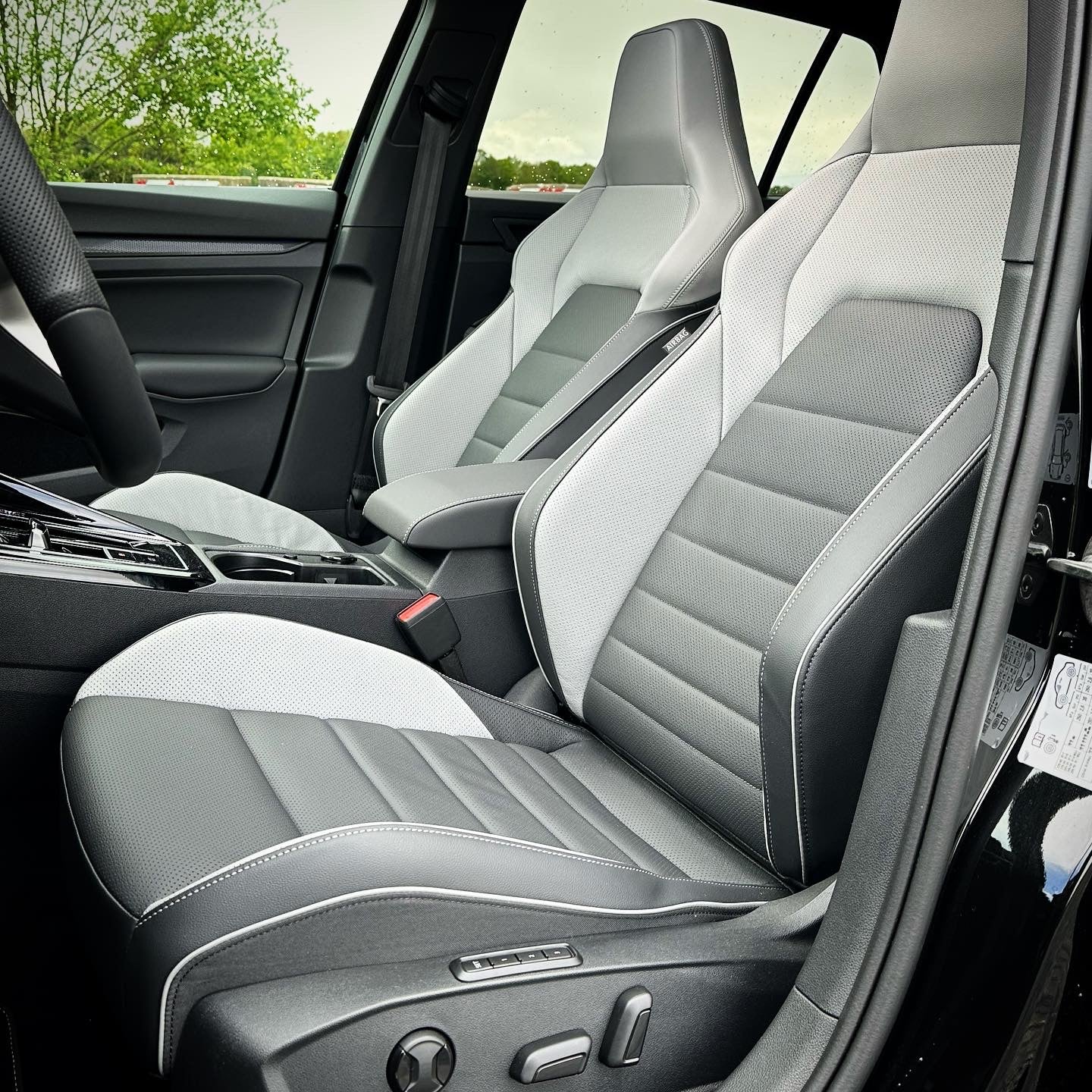 VW Golf 8 GTD