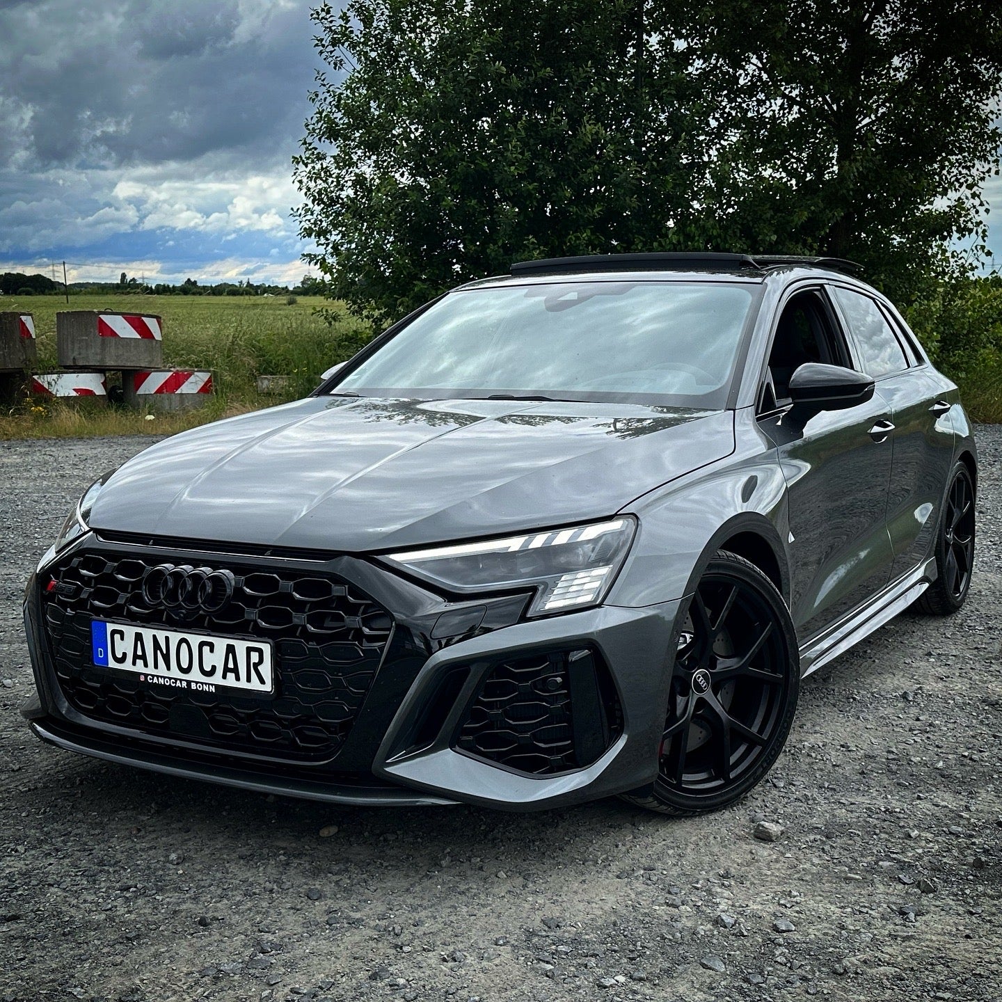 Audi RS3 Sportback Grau